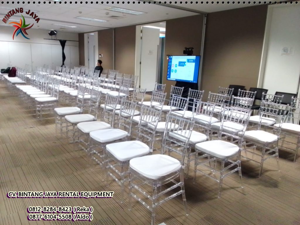 Sewa Kursi Tiffany Acrylic Dan Bantalan Kursi Berkualitas Duren Sawit