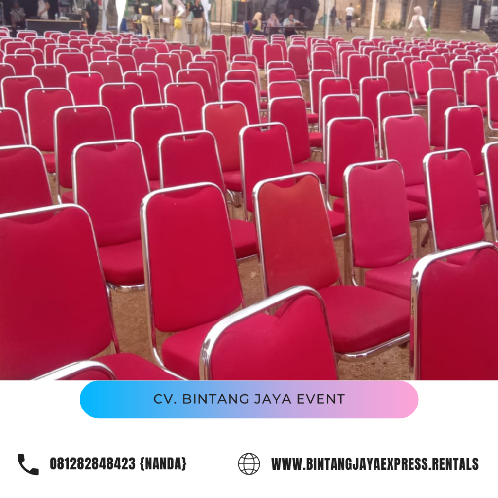 Sewa Kursi Susun Busa Merah Polos Dan Cover Area GBK Jakarta