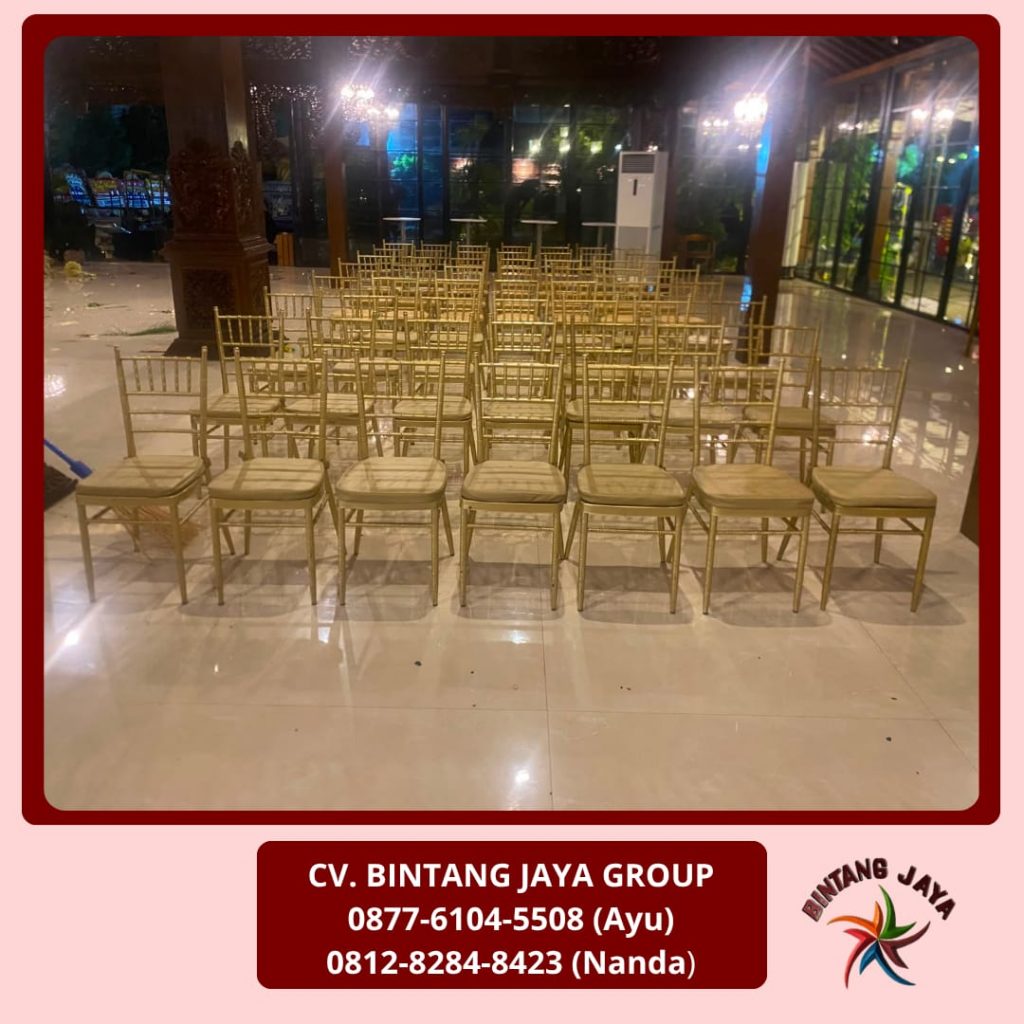 Sewa Kursi Tiffany Gold Dan Meja Barstool Jakarta 0877-6104-5508