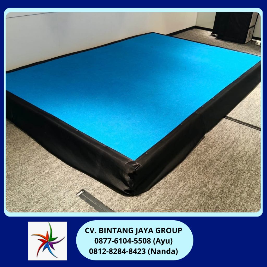 Sewa Panggung Indoor Poni Hitam Karpet Biru Jakarta 0877-6104-5508